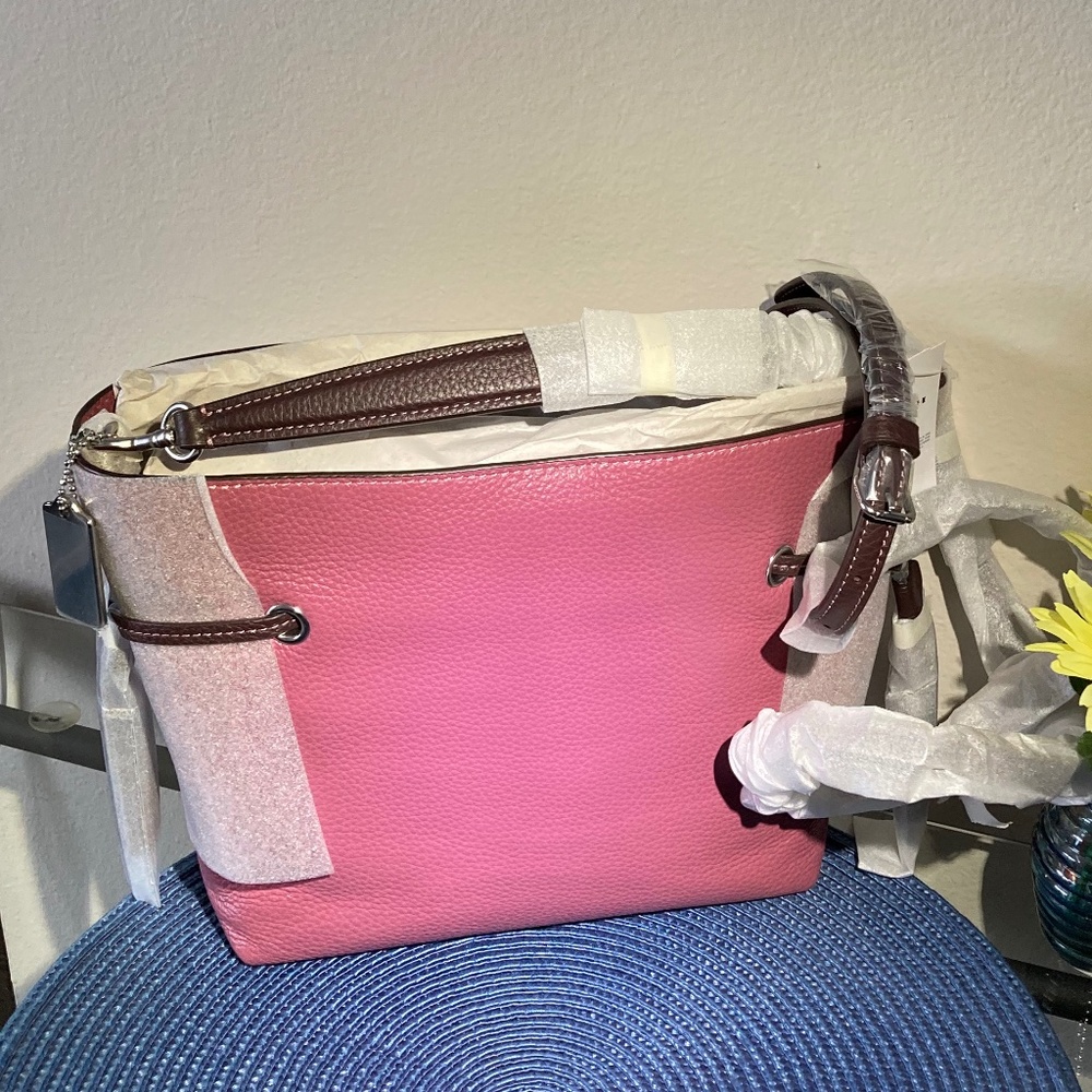 *SOLD-COACH LEATHER Andy Crossbody/Tote horse & Carriage NWT! GORGEOUS RASPBERRY - Picture 5 of 9